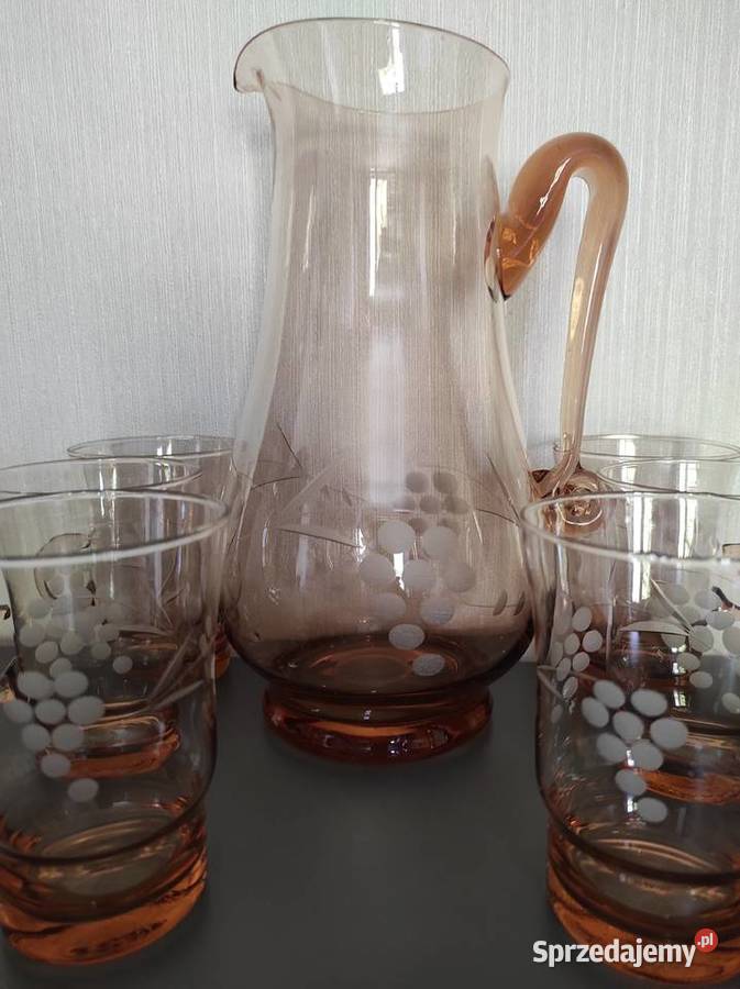 Dzbanek szklanki szkło łososiowe huta Hortensja podlaskie Białystok