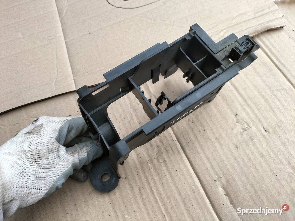 VW GOLF V 1K0937546 UCHWYT MOCOWANIE Kamień-Kolonia