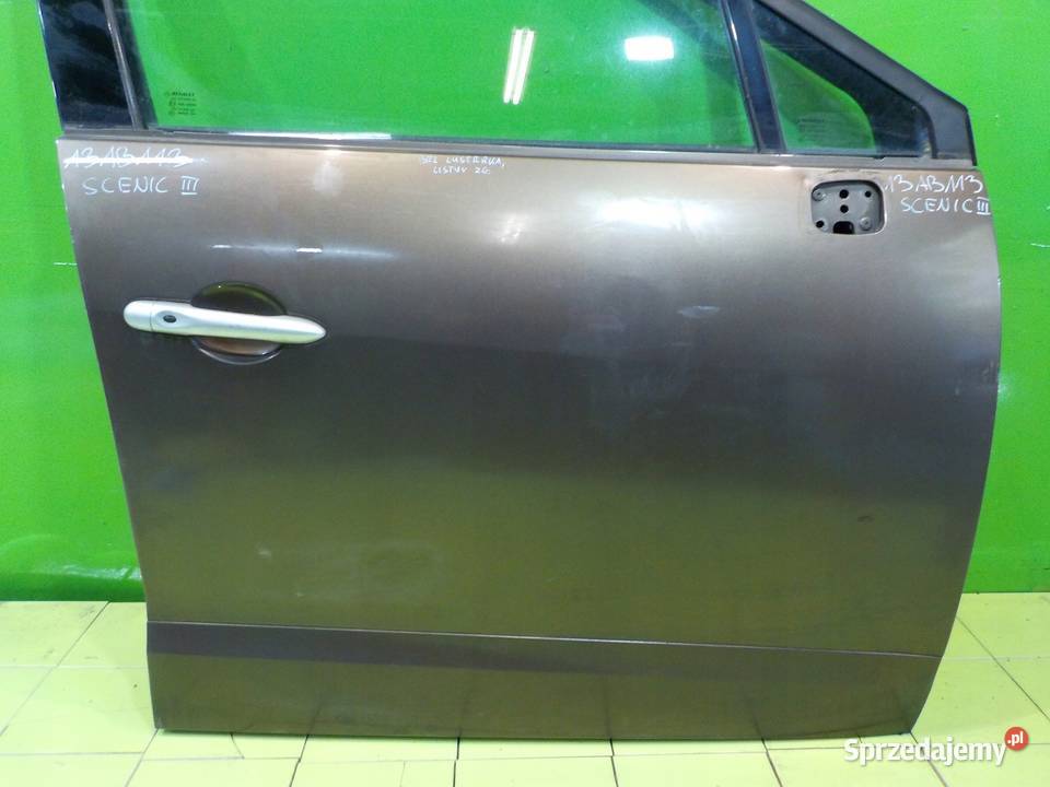 RENAULT SCENIC III 16 VVT 11r drzwi prawe przod Suków