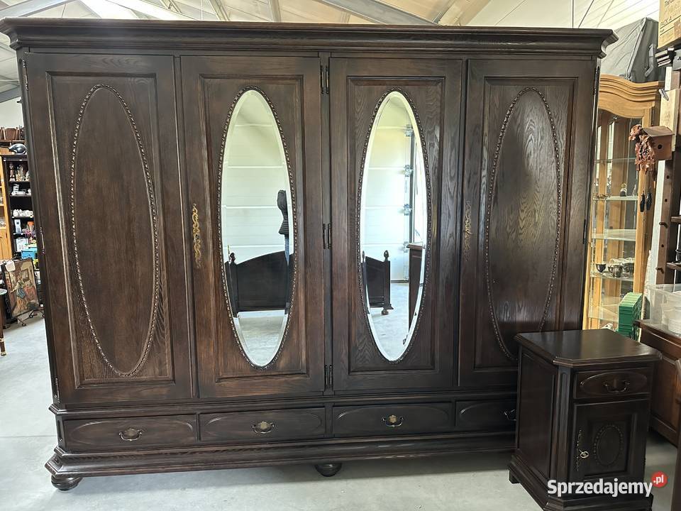 Dębowa ciemna szafa 275 Sławoszewek