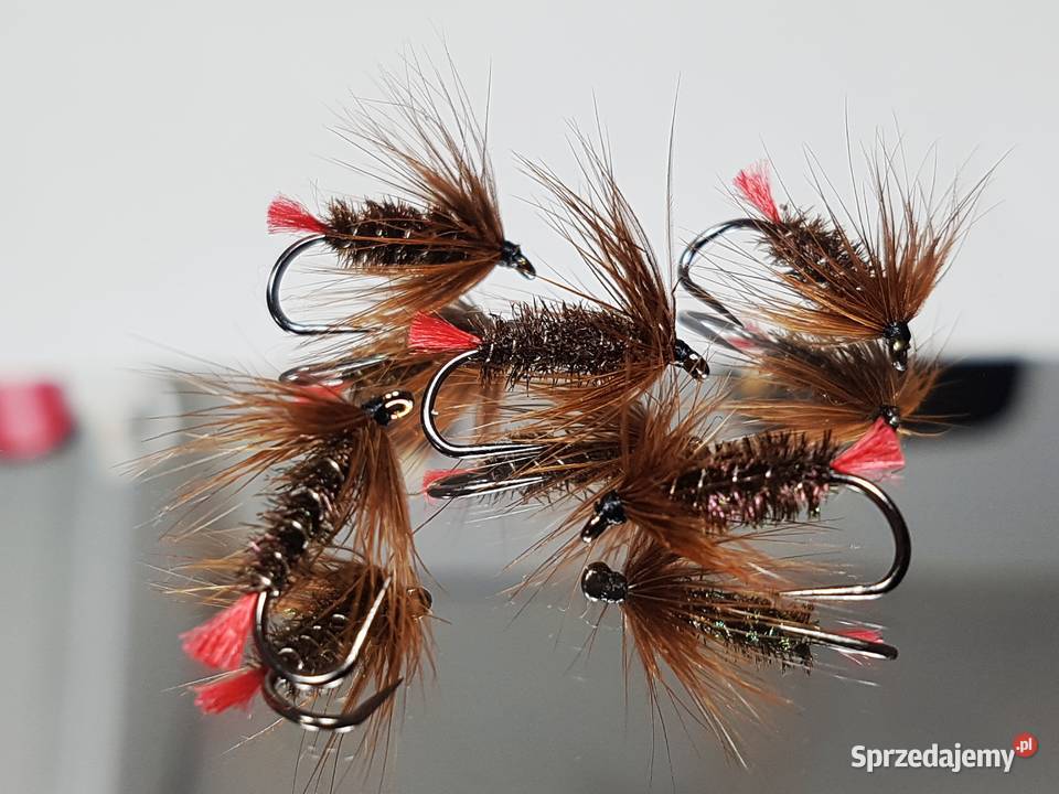 Sztuczne muchy red tag i orange tag Leśna