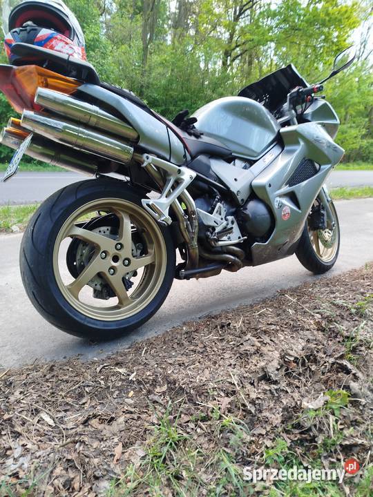 Sprzedam zamienię Honde Vfr800