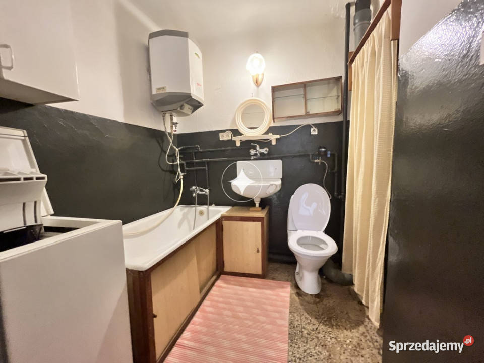 Kawalerka na 2 piętrze w centrum Hrubieszów