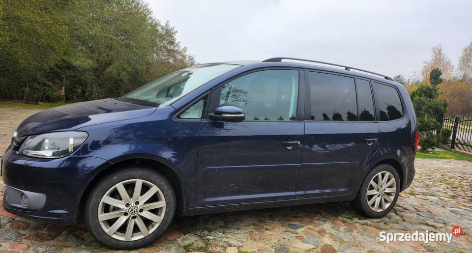 Volkswagen Touran Van / Minibus Bydlino