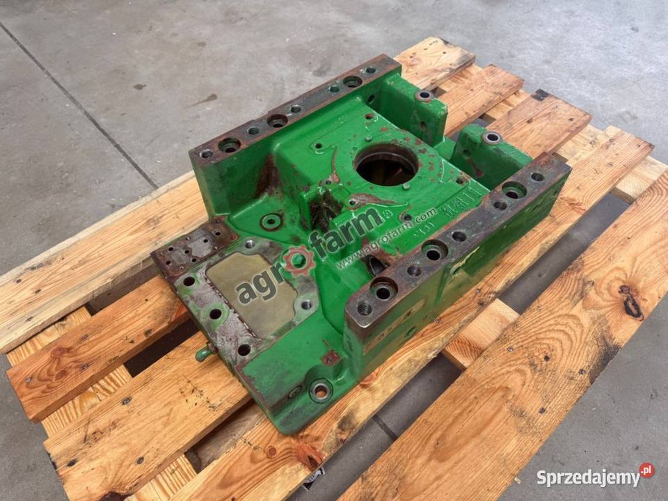 Obudowa PTO John Deere 6320 6420 6215