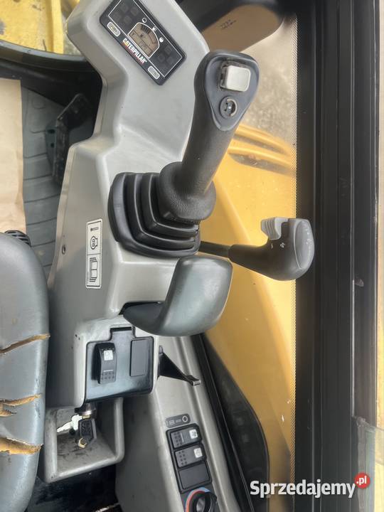 Minikoparka koparka Cat caterpillar 3025 27 t 3 Rok produkcji 2006 Mielec
