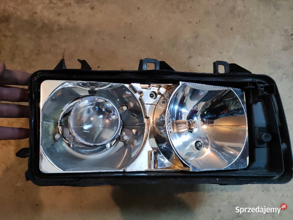 BMW E36 3 x lampy prawa coupe touring Lampy przednie Części samochodowe śląskie Częstochowa