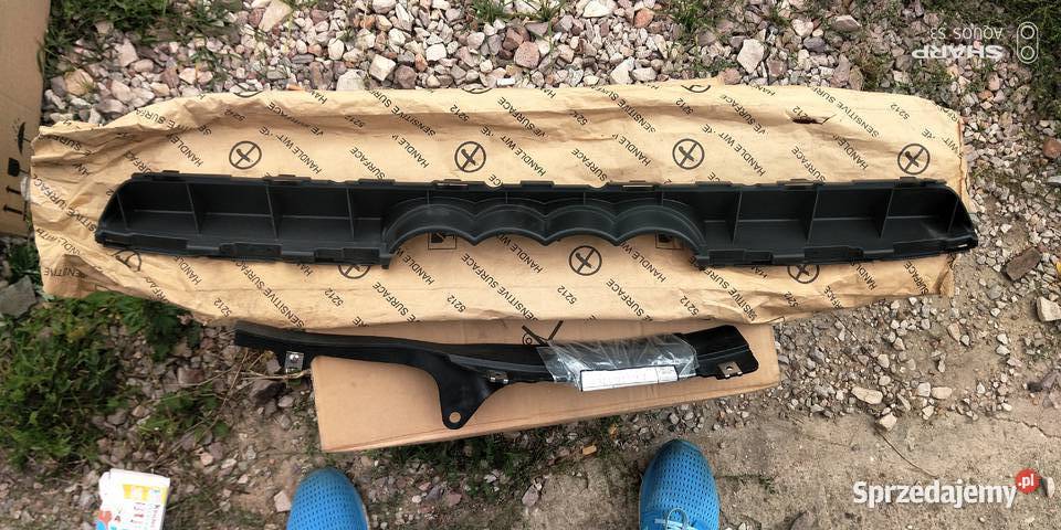 Audi Q7 II Nowe wzmocnienie atrapyhokej dolny Karoseria łódzkie