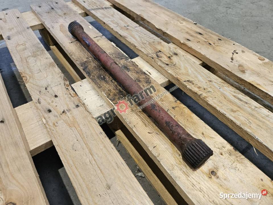 Wałek osi McCormick XTX 185 165 Byków