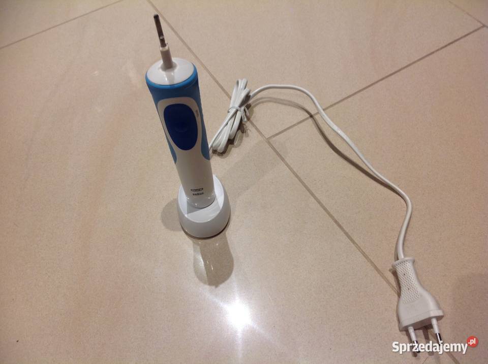 Szczoteczka Elektryczna BRAUN z Ładowarką