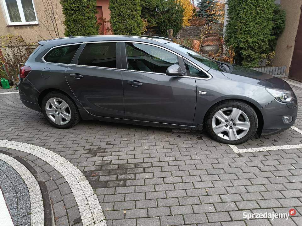 Opel Astra 20 CDTI 2011r SPORT TOURER podlaskie sprzedam