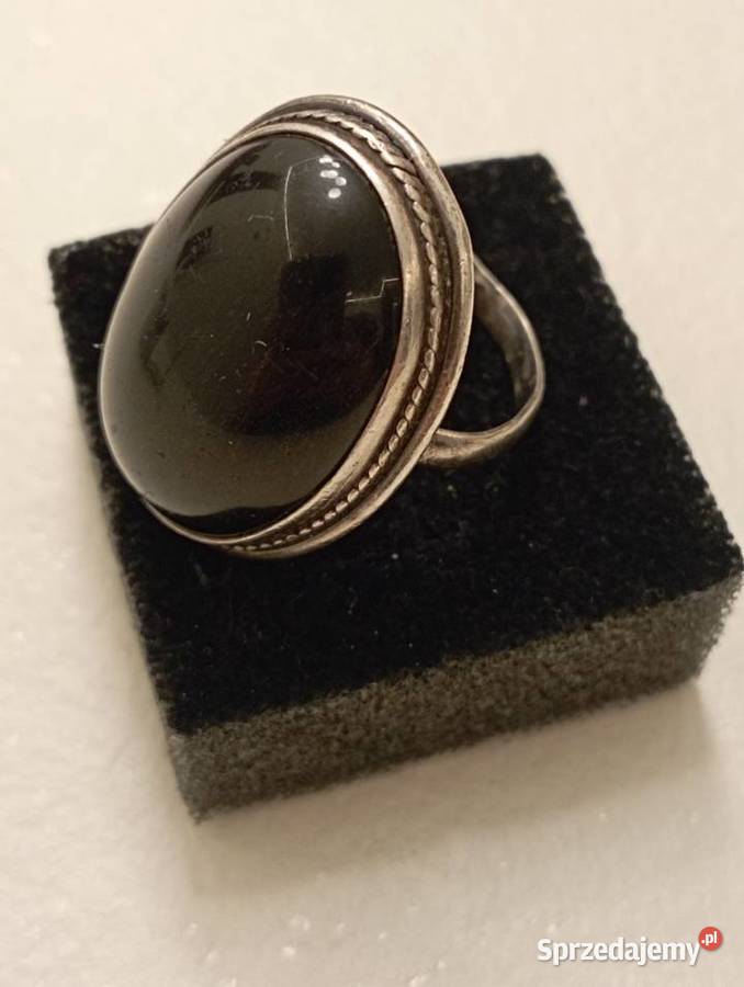 Pierścionek srebrny czarne oczko Radom