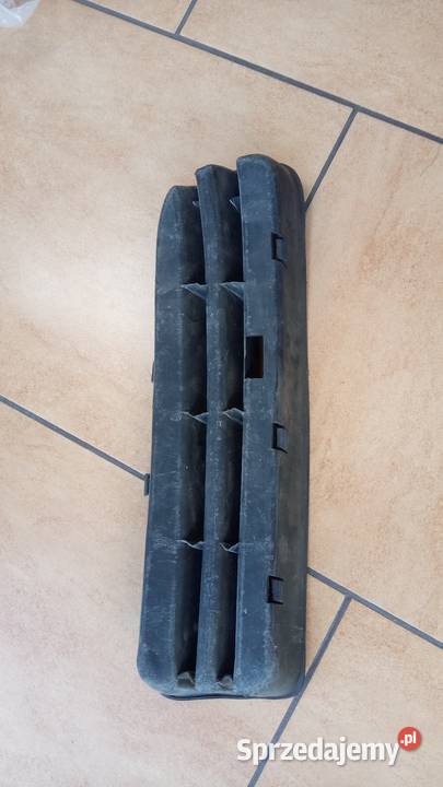 Kratka zaślepka atrapa zderzaka przedniego Skoda śląskie Jaworzno sprzedam