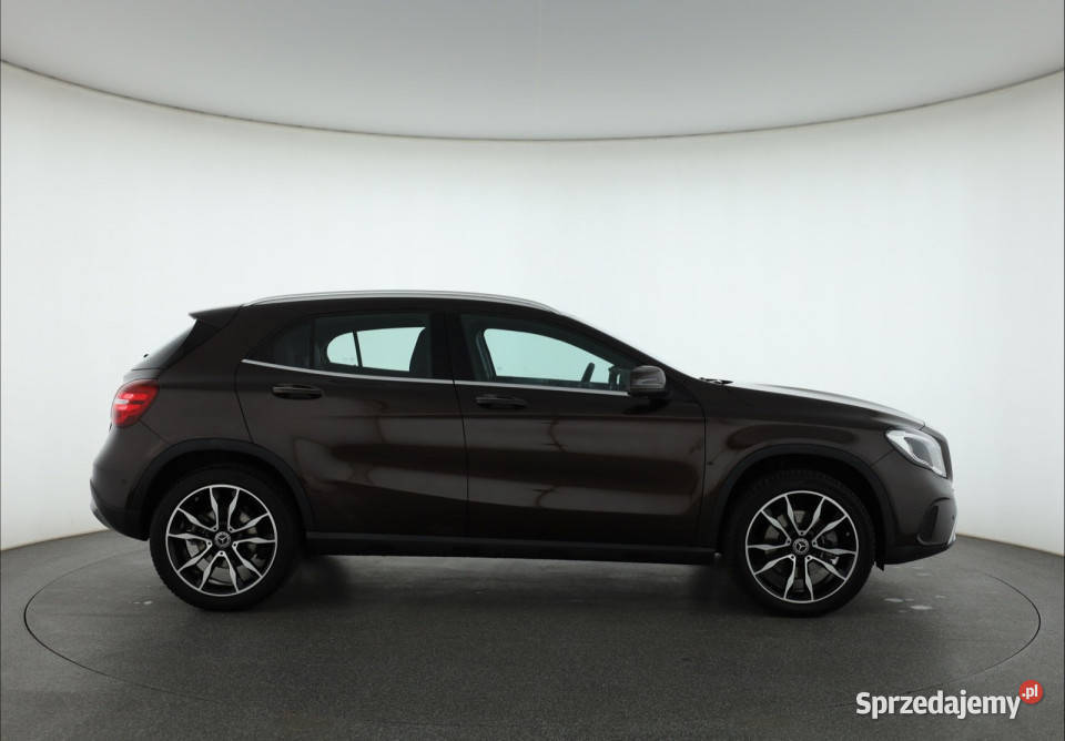 Mercedes GLA GLA 220 4MATIC GLA