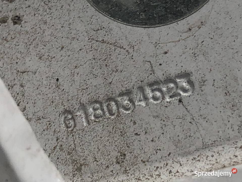 ZAWIASY KLAPY LEWY TYŁ KOMPLET OPEL COMBO D Van sprzedam