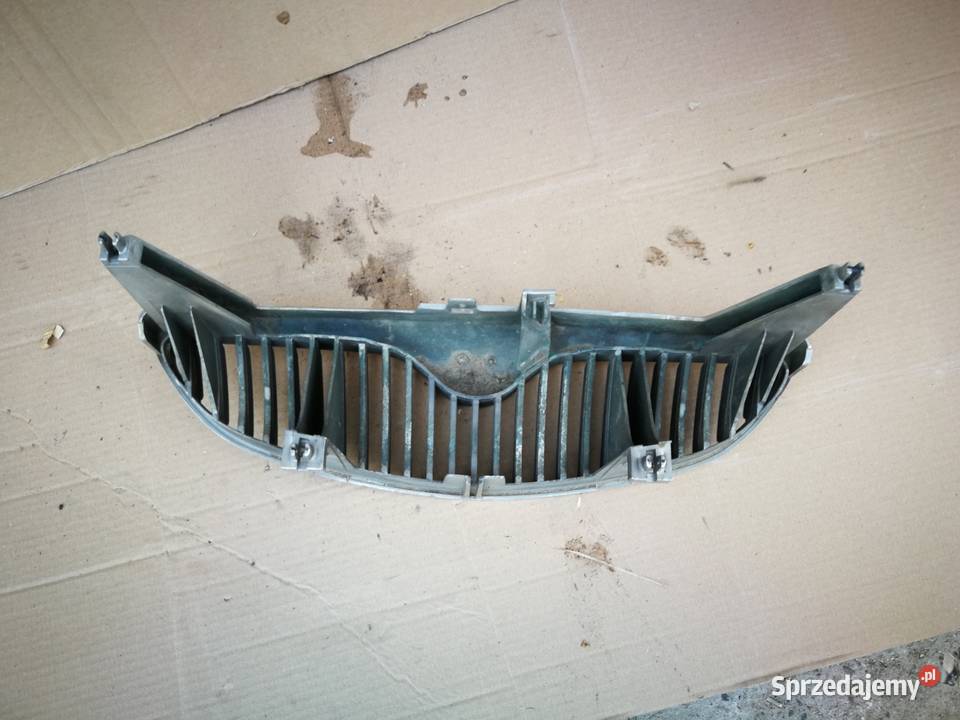 Grill atrapa Mazda xedos 6 XI 90G172 C001 Międzychód sprzedam