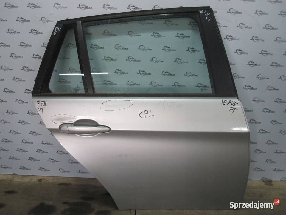 BMW E91 06r drzwi prawe tył osobowe