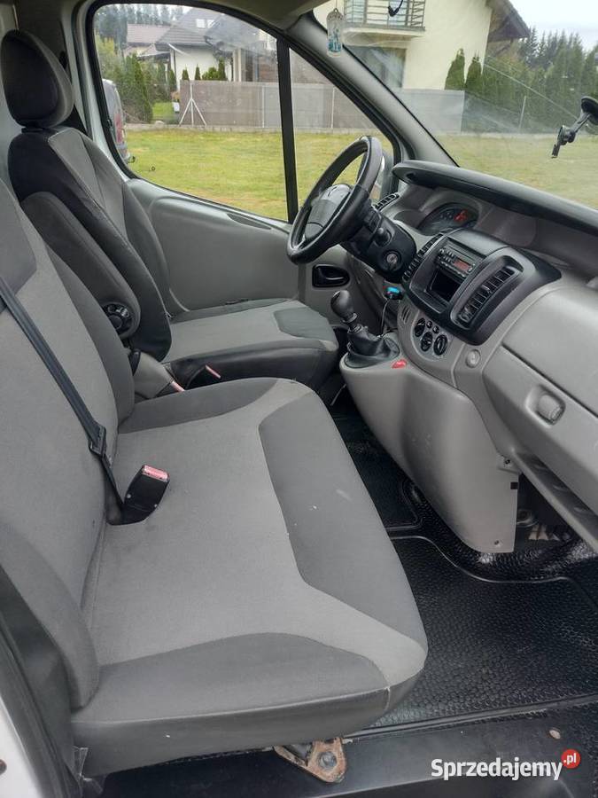Renault Tracic 20 dci2009 Hak Samochody dostawcze Ełk