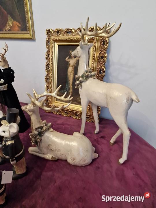 Figurka RENIFER stojący z szyszkami 505 Skierniewice