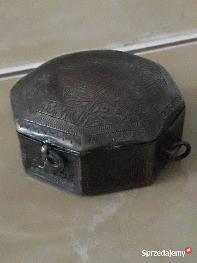 Islam XIX wieczny srebrny amulet Koranu Janów Lubelski