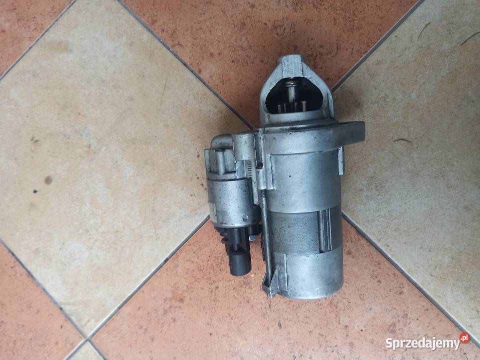 Rozrusznik Valeo Audi S4 A4 B6 B7A6 A8 sprzedam