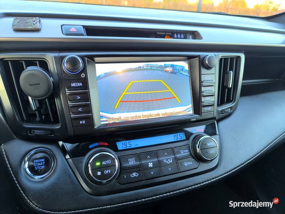 PIĘKNA Toyota RAV4 Premium 4x4 Salon Polska Żyrardów sprzedam