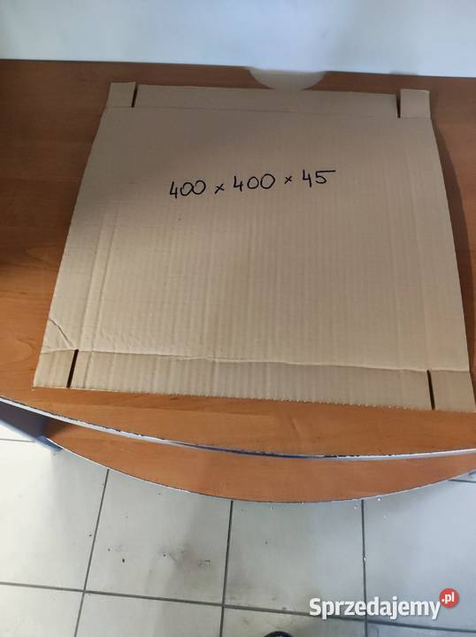 Pudełka na pizzę małe i duże i podkładki podlaskie