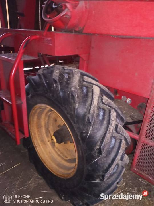 Kombajn Massey Ferguson 186 Zbożowe Januszowa