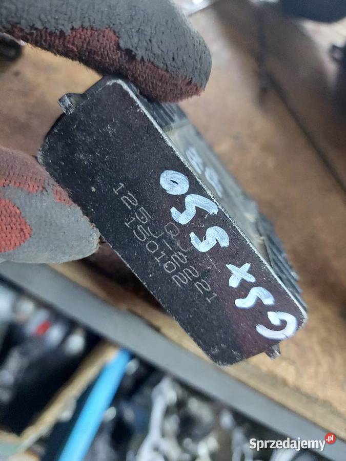 Suzuki GSX 550 regulator napięcia GSX 550 moduł dolnośląskie Jelenia Góra sprzedam