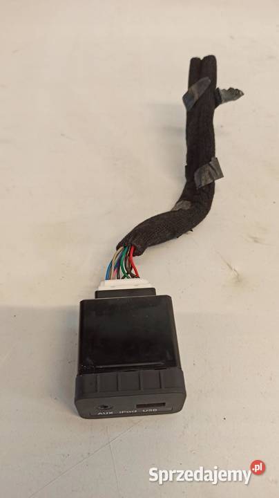 PORT USB JACK OPTIMA III 961202T100 sprzedam