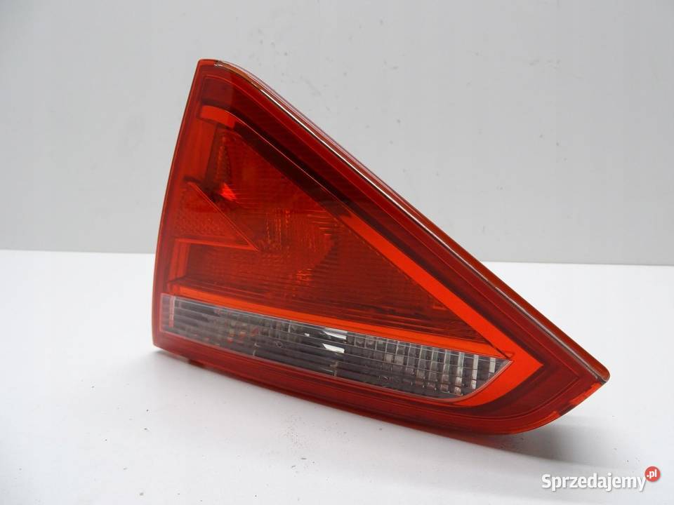 LAMPA PRAWA PRAWY TYŁ TYLNA W KLAPE AUDI A5 8T sprzedam
