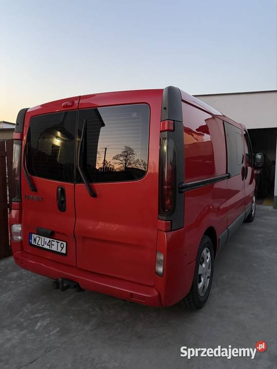 Renault trafic 25 2004r long 6 osób zabudowa mazowieckie Bieżuń