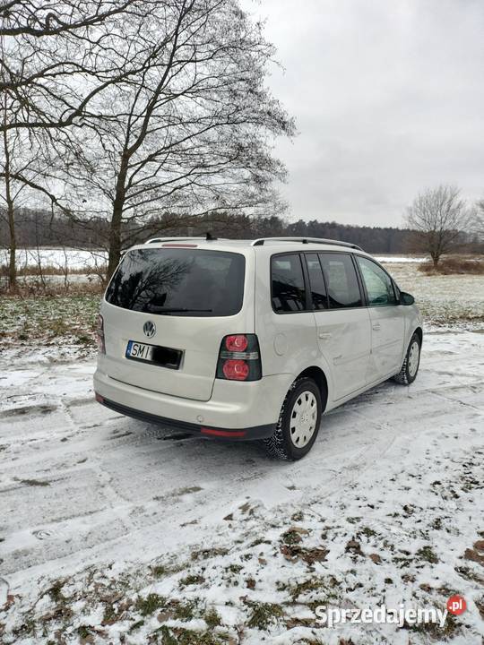 VW Touran 20TDI 140KM śląskie Gostyń
