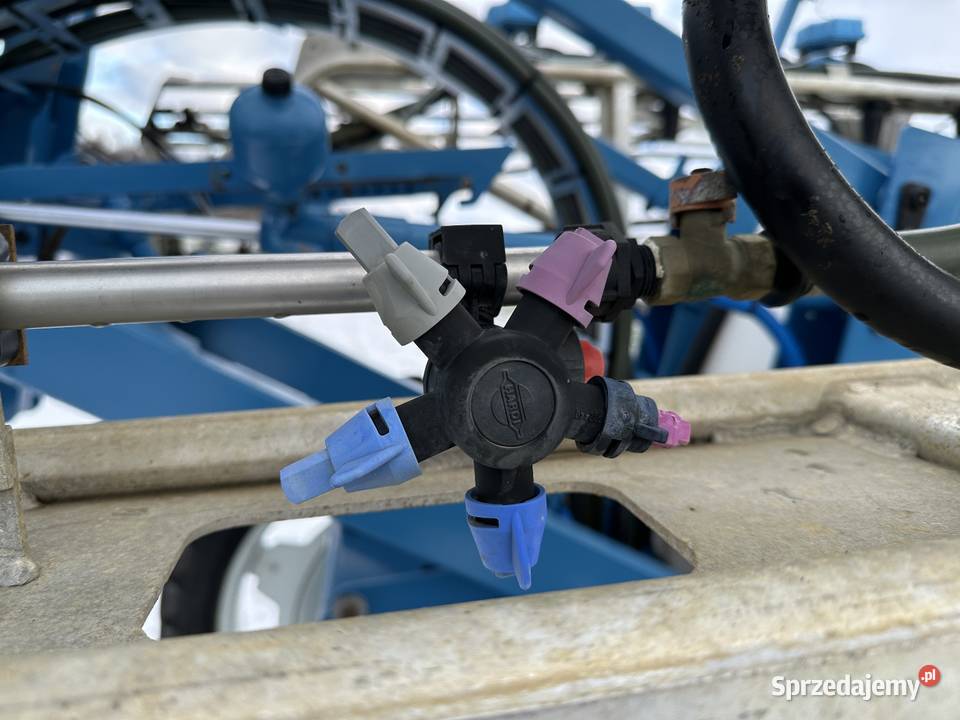 Opryskiwacz Evrard 2500l 28m Evrard Krzyworzeka