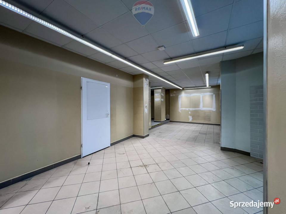 Lokal handlowo usługowy sprzedam