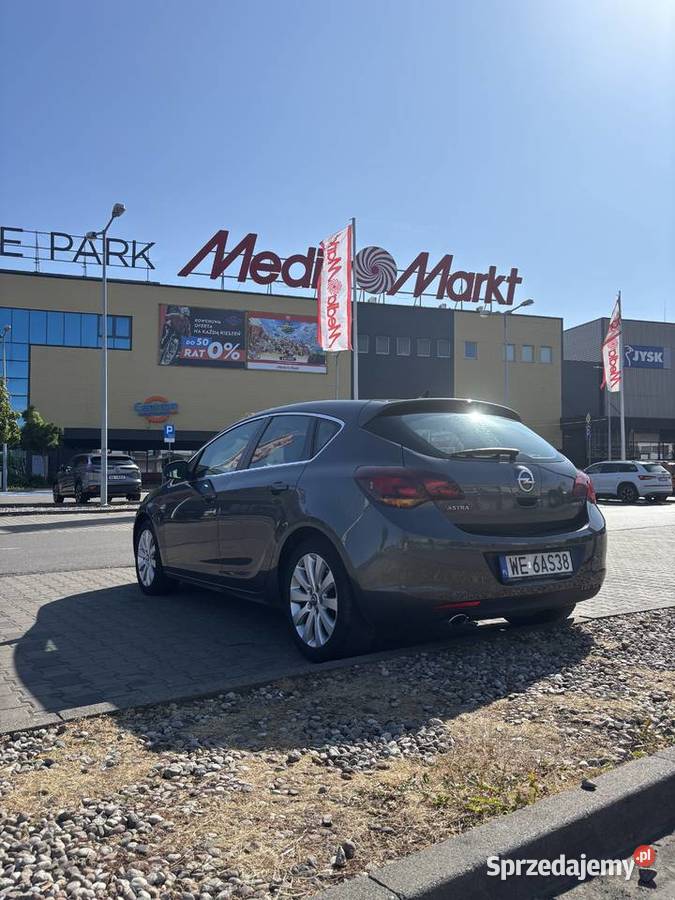 OPEL ASTRA J 16 TURBO 180 20092010r Astra Warszawa
