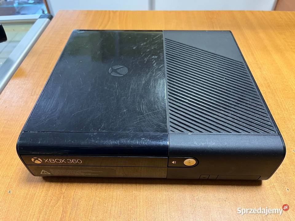 Konsola Microsoft Xbox 360 E 500 GB Czarny OPIS Konsole i automaty Elbląg