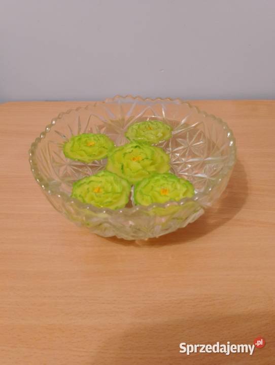 ŚWIECE pływające 5 sztuk zielone kwiatki Złotniki sprzedam