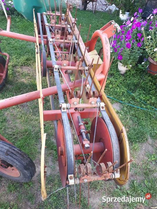 Przetrząsaczo zgrabiarka taśmowa Gorzów Śląski