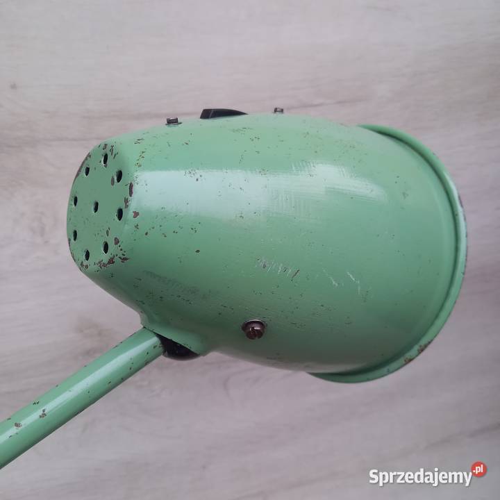 Zielona lampa warsztatowa lampa lata 60te PRL Warszawa
