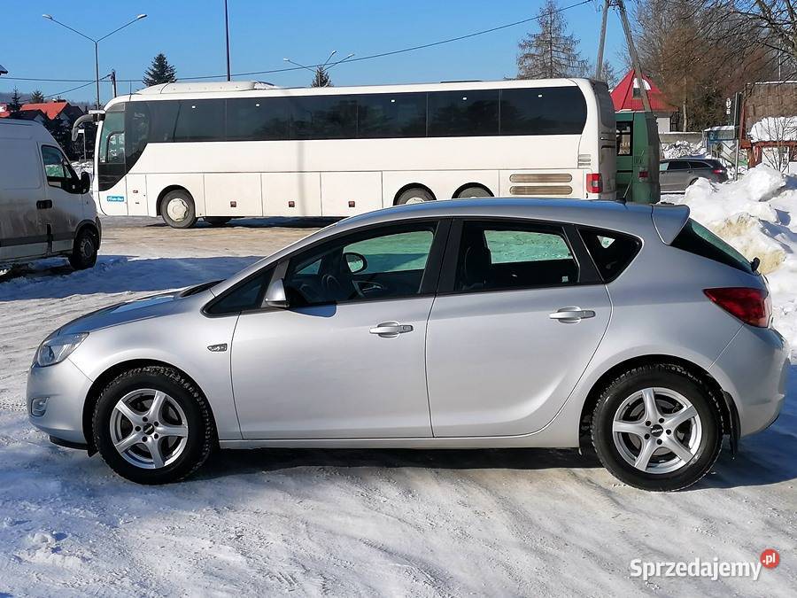 Opel Astra J 17 Isuzu Polski Salon tempomat