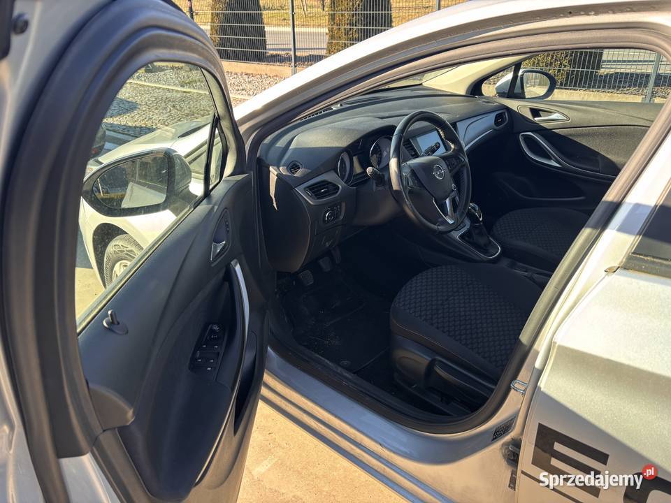 Opel astra K 16 TDCI pierwszy właściciel sprzedam
