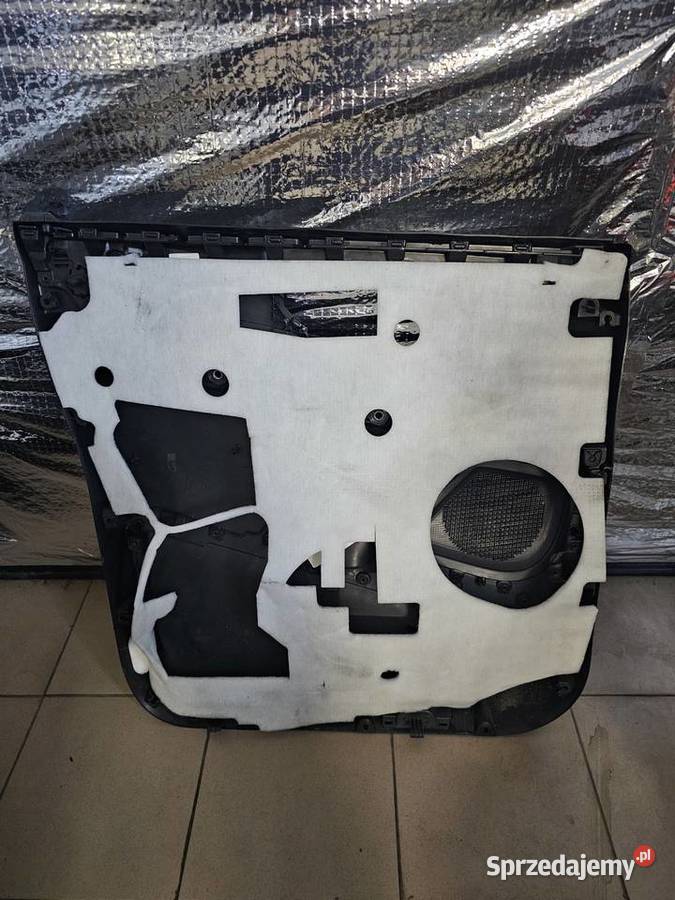W447 Tapicerka drzwi prawy przód Vito V clas osobowe Psary