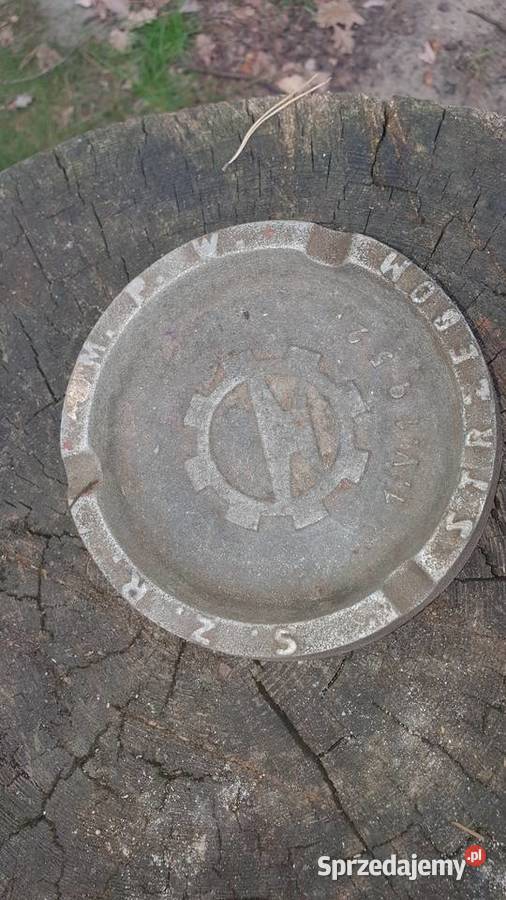 Popielnica metalowa żeliwna Strzegom 1952 mazowieckie Warszawa