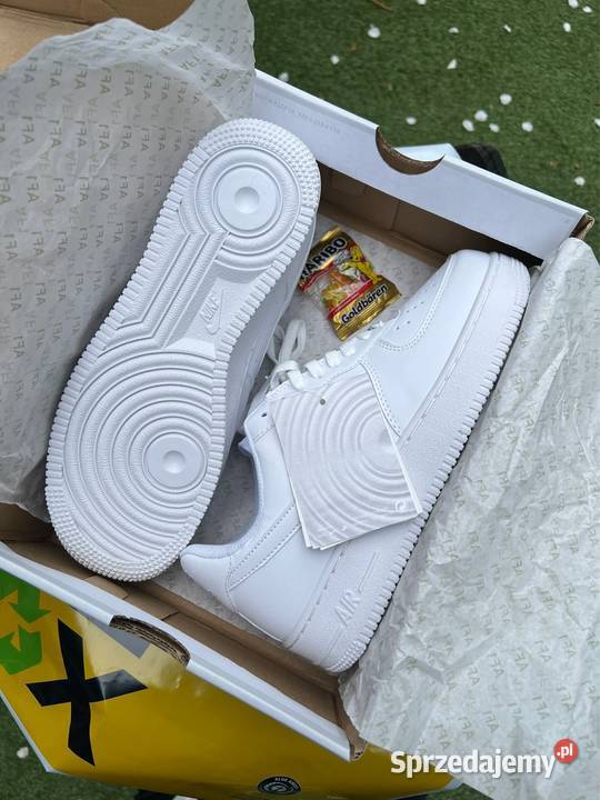 Nike Air Force 1 Białe 42 Nowe Pozostałe sprzedam