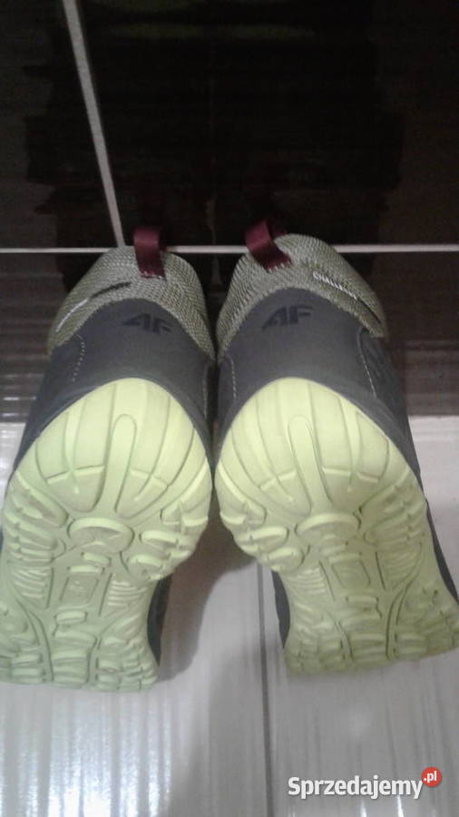 Buty trekkingowe zimowe 4F 42 nowe skóra ekologiczna Ostrołęka
