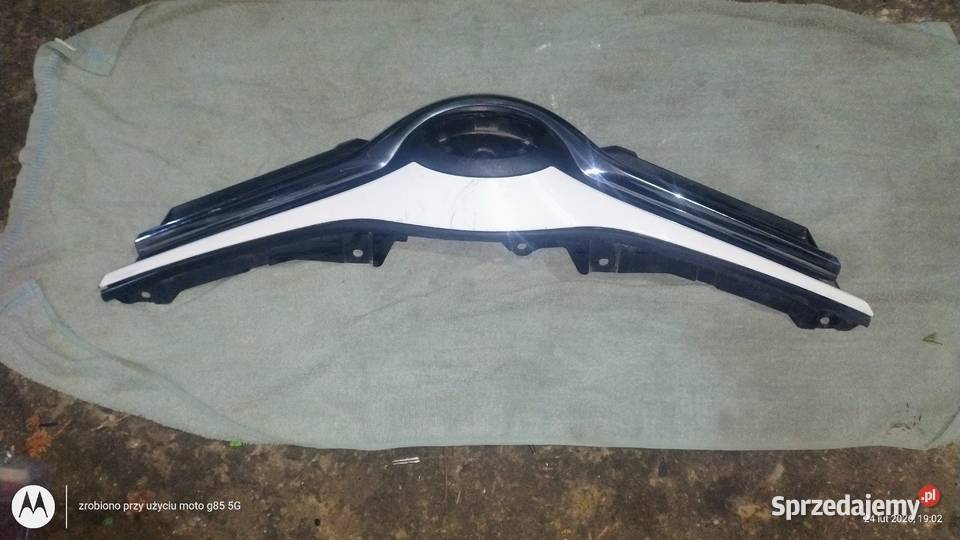Grill atrapa przednia Toyota Yaris 2015 Lubin