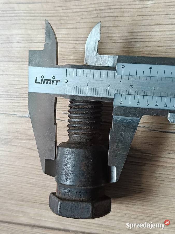 Sworzeń gwintowany wahacza górnego 1 bez gwintu Biała Podlaska