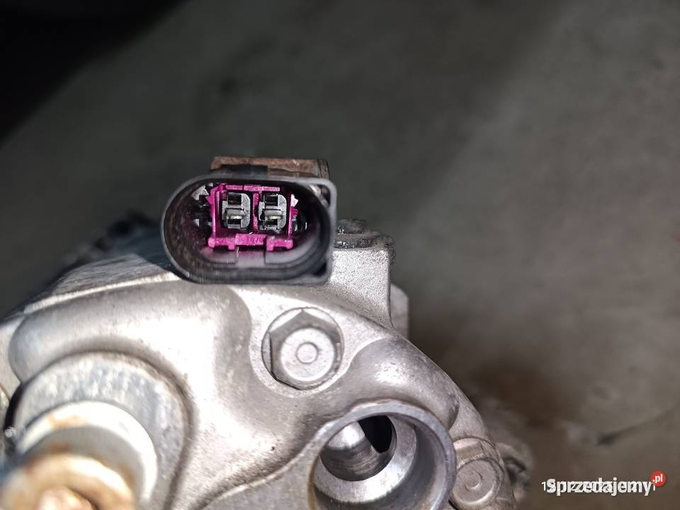 Sprężarka Klimatyzacji 18t auq pasek osprzętu Rok produkcji 2001 mazowieckie Wyszków