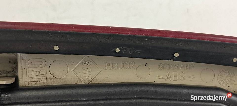 LAMPA PRAWA TYŁ OPEL ASTRA G 393032 sprzedam